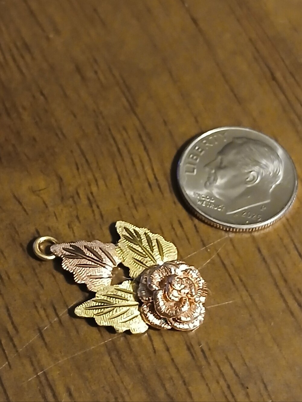 10k Gold Black Hills Pendant - Picture 7 of 7